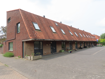 915045 Gezicht op het woningblok Klifrakplantsoen 9-19 vanaf de Birstumerraklaan in de buurt Langerak in de wijk ...